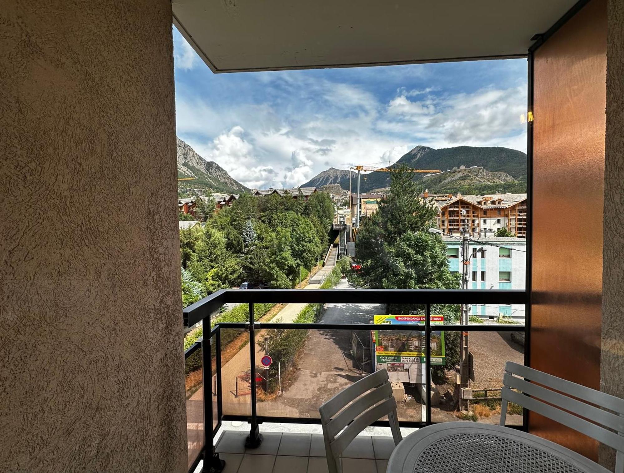 Appartement Centre Ville Pied De Piste Briancon Zewnętrze zdjęcie